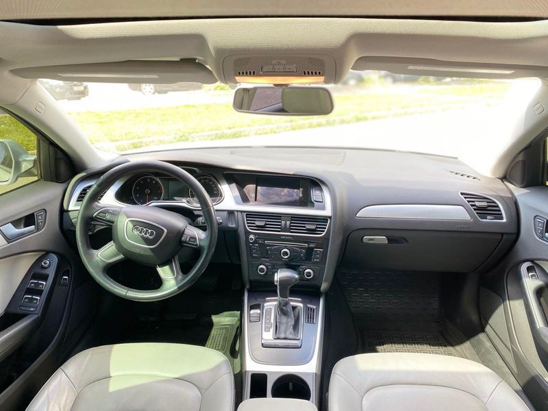 Audi A4 2015 B8/8K (FL) &bull; 2.0 TFSI АТ (225 к.с.) &bull; S-Line С013 фото