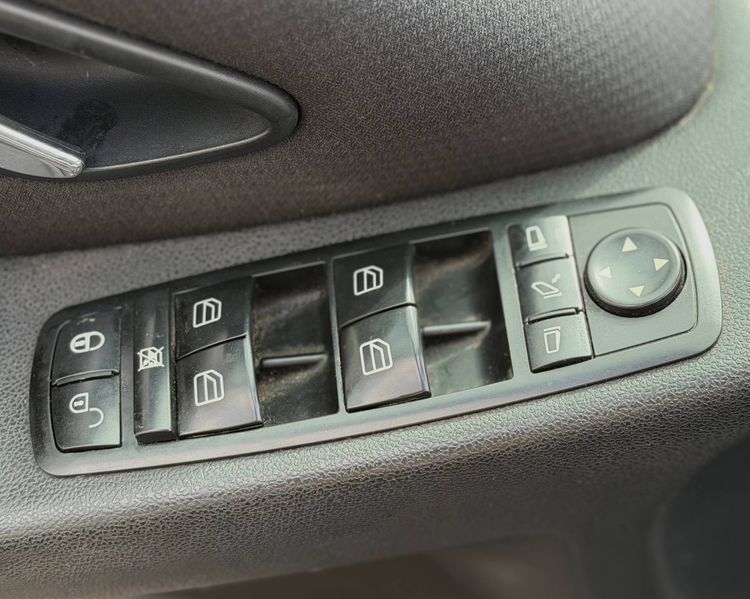 Mercedes-Benz A-Class 21 фото