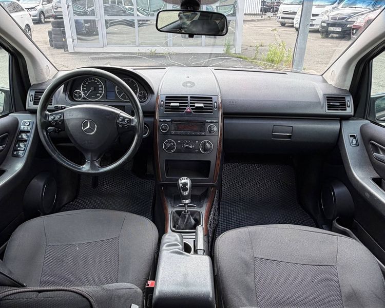 Mercedes-Benz A-Class 21 фото